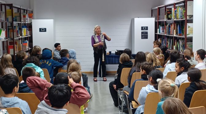 Es war einmal… –  Besuch der Märchenerzählerin Gudrun Rathke