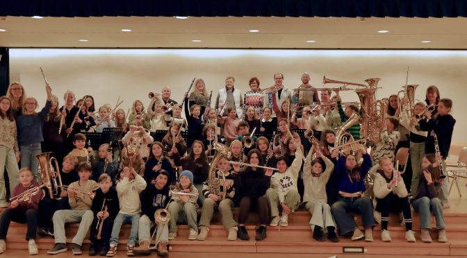 Neue Blasinstrumente für die Schule am Ried