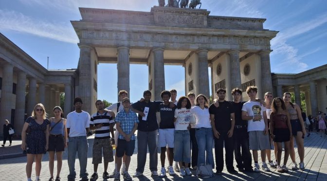 Berlin 2025 – PoWi LK gewinnt Wettbewerb  und Reise ins Zentrum der Republik 