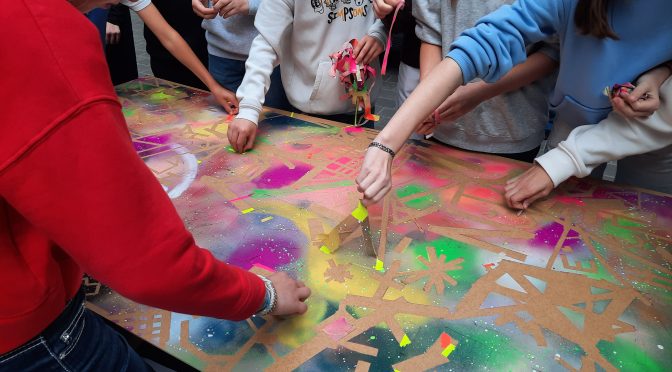 Subkultur und Tape-Art zum Mitmachen: Gemeinschaftskunstwerk mit dem Frankfurter Künstler Rushy Diamond