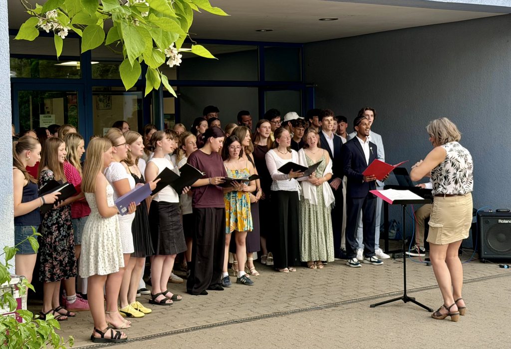Musikalische Untermalung der Veranstaltung durch den Schulchor der Schule am Ried.